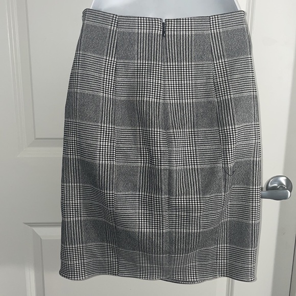 Rachel Roy Skirt - Picture 2 of 2
